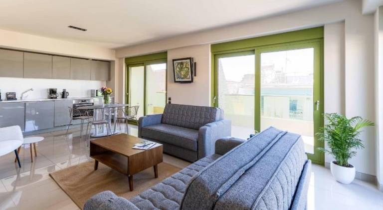 Rental apartment with pool & patio — photo 2