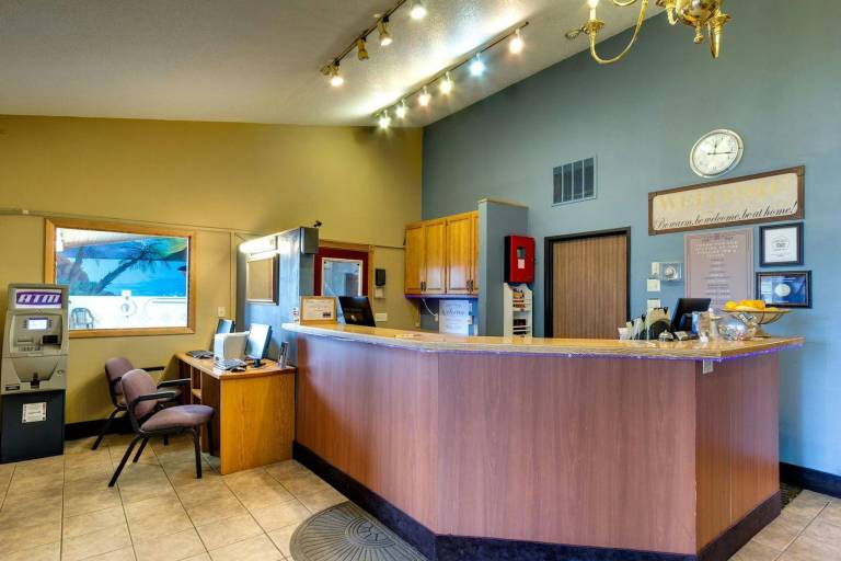 Fireside Inn and Suites — photo 5