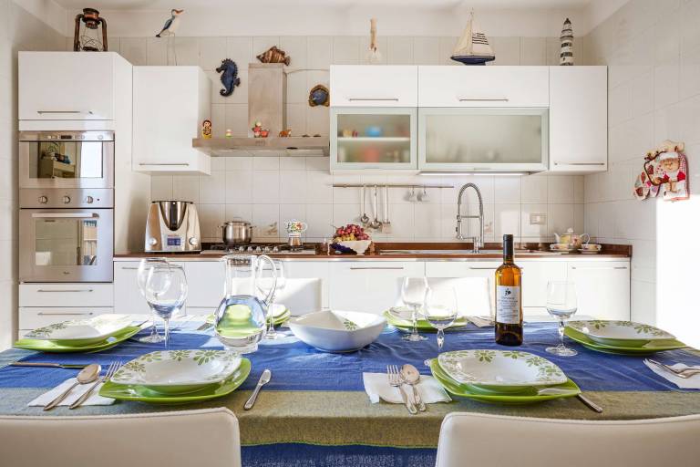 Apartment "Pegaso House" with Sea View, Wi-Fi & Terrace — photo 4