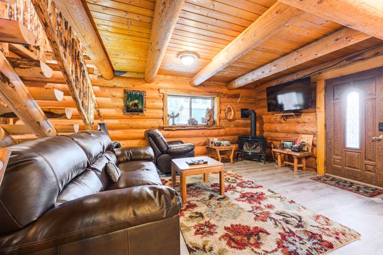 3 Mi to Kenai River: Secluded Sterling Cabin! — photo 4