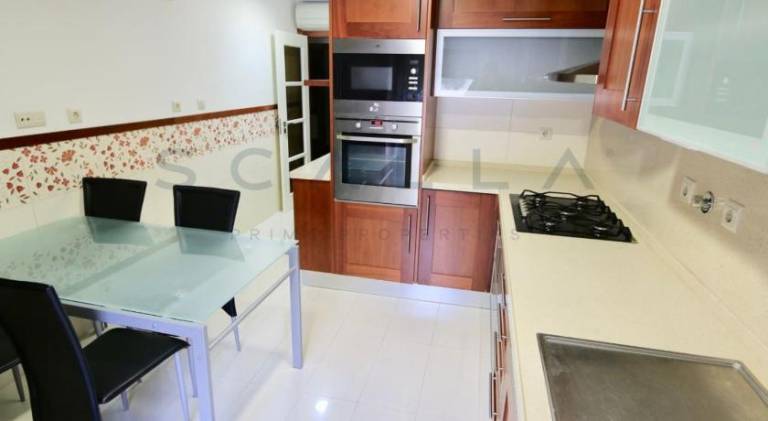 Fully equipped spacious apartment with BBQ & hot tub | Perfect for remote work | Pet-friendly — photo 3