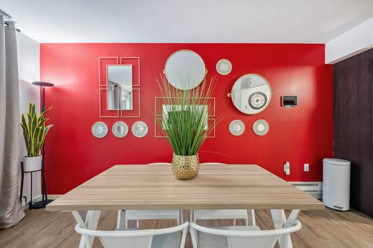 Apartment with terrace & garden — photo 2