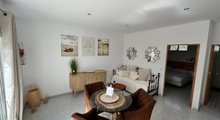 Beautiful apartment with garden, BBQ & pool | Dogs allowed — photo 2