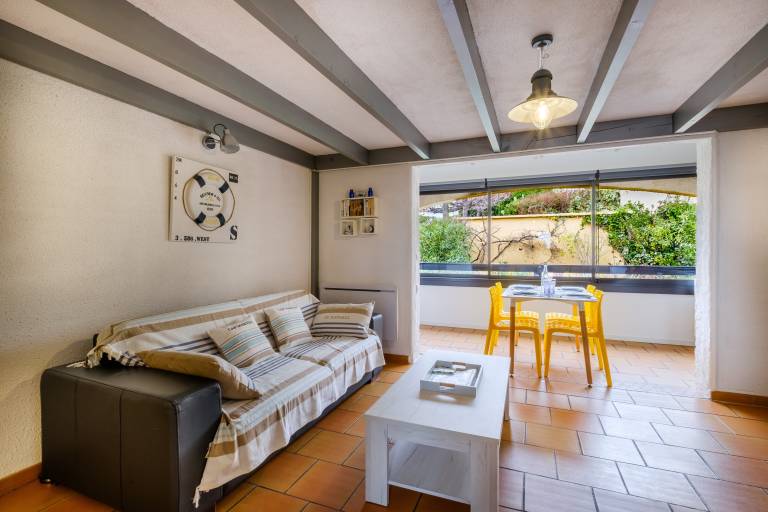 Rental apartment with 1 room for 4 persons — photo 4