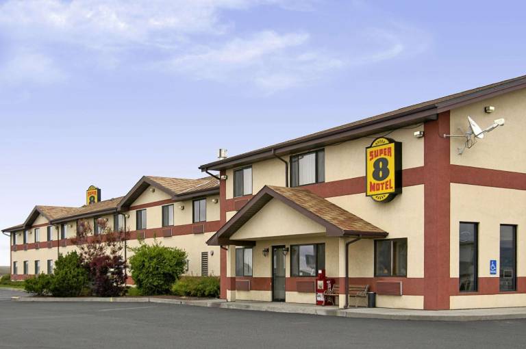 Super 8 By Wyndham Pendleton in Pendleton, OR
