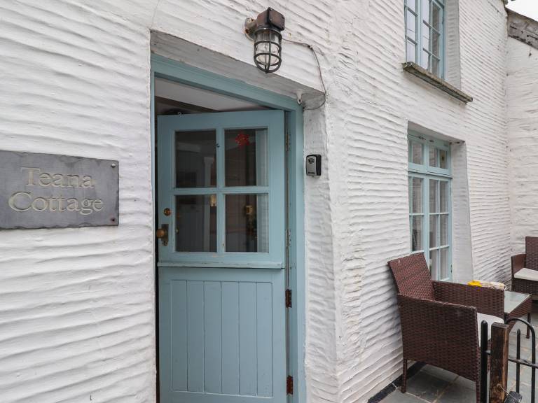 Cottage with terrace & garden | Beach view — photo 3