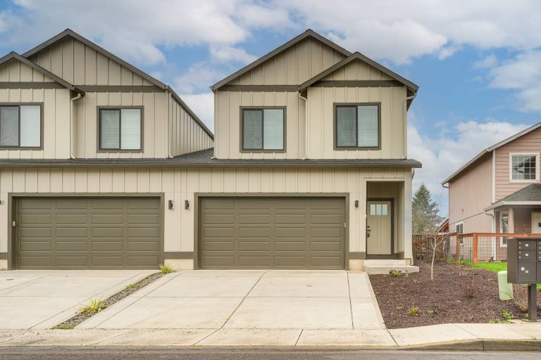 Newly Built PNW Home: 1 Mi to WSU & Med Center — photo 4