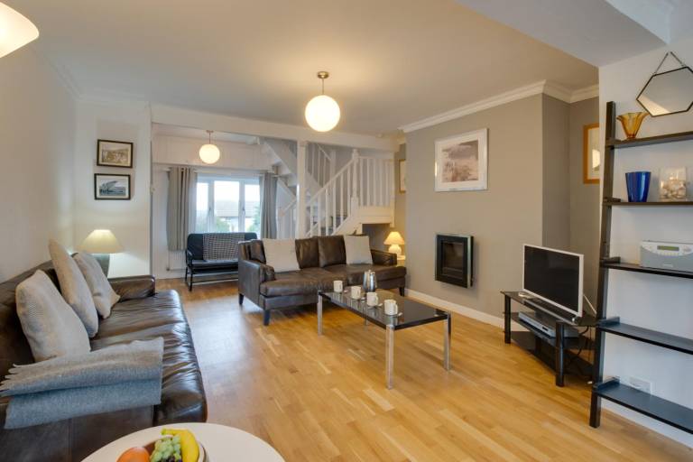 Fully equipped cottage with garden | Pets are welcome — photo 3