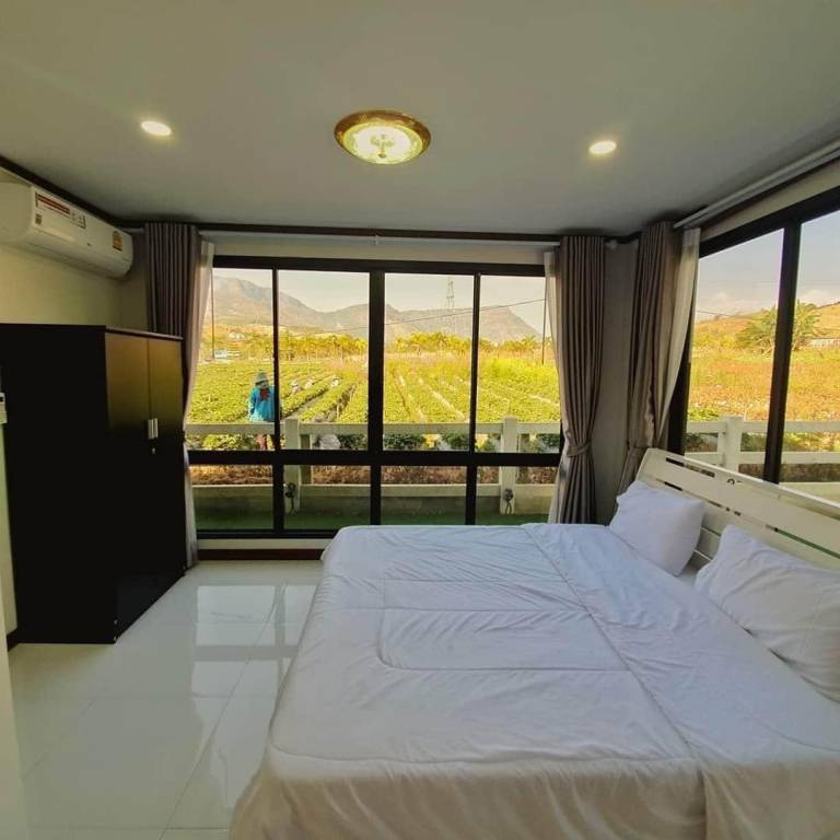 House with 3 rooms for 8 persons — photo 2