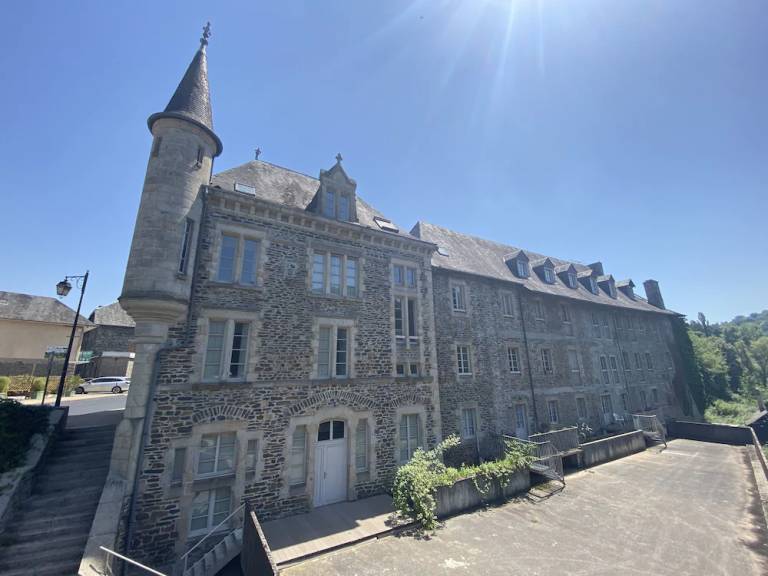 Apartment  Uzerche