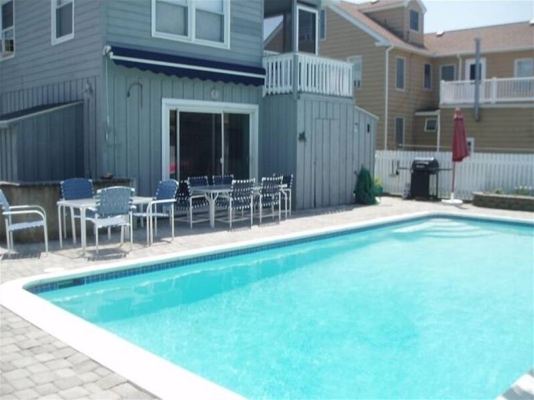House  Stone Harbor