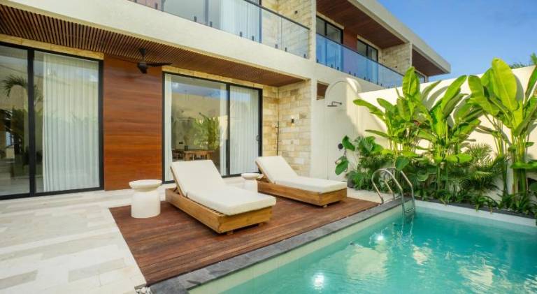 Serviced apartment with patio in Pecatu