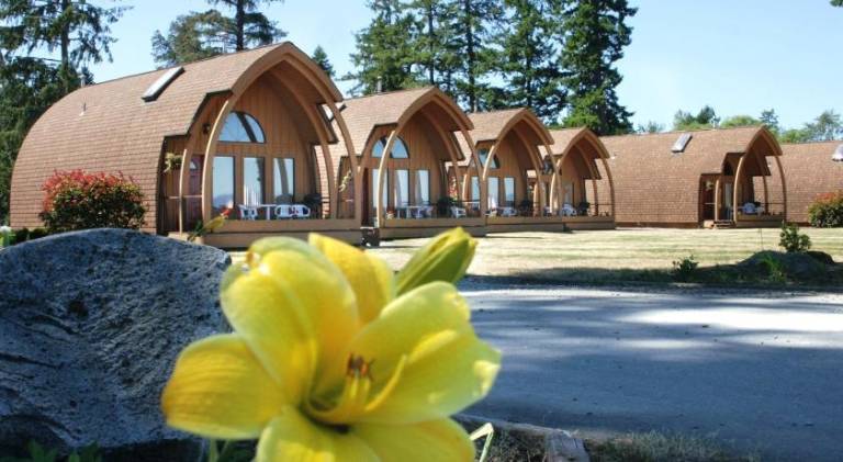 Oyster Bay Resort in Campbell River, BC