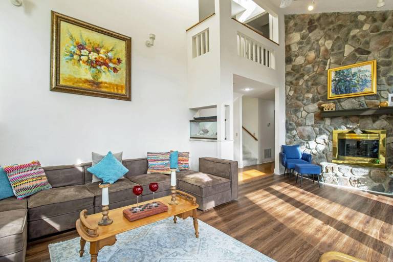 Updated Flooring, New Hot Tub, Resort Amenities! — photo 3
