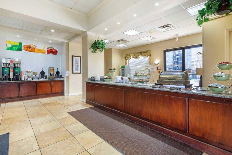 Quality Inn Tysons Corner — photo 4