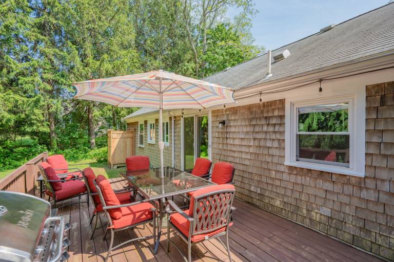Pet-Friendly Cape Escape Near Beach & Dining — photo 4