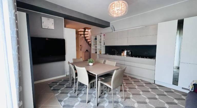Serviced apartment with patio in Pozzolengo