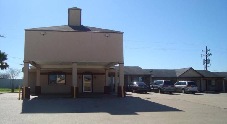 Navasota Inn in Navasota, TX