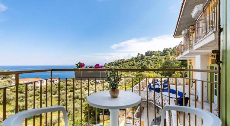 Skopelos Summer Nests - Ariadne Seaview Rooms — photo 2