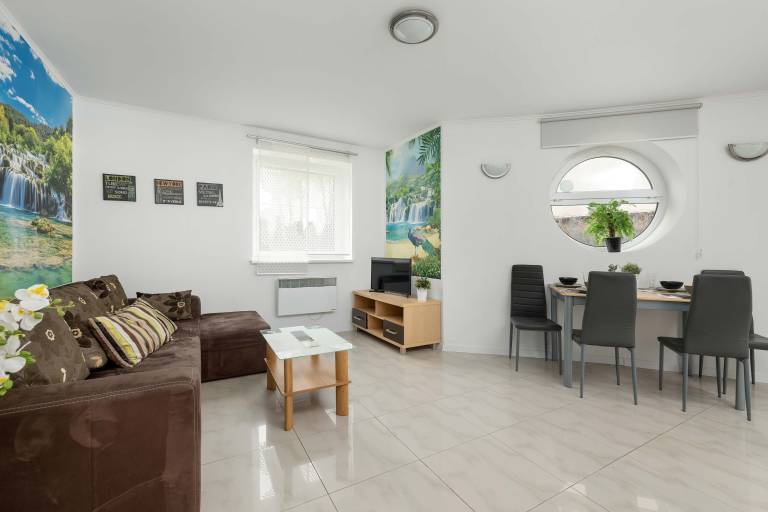 Ustronie Morskie Chrobrego 53 Sunny Apartment Close to the Beach — photo 2