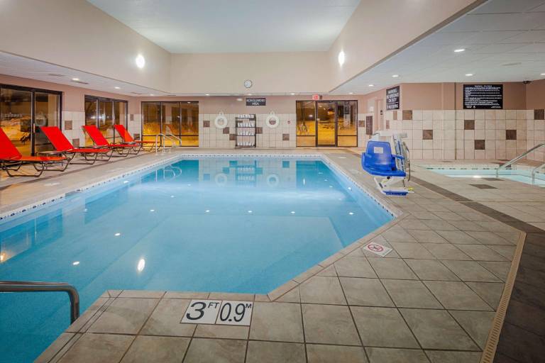Hampton Inn Madison-East Towne Mall Area — photo 2