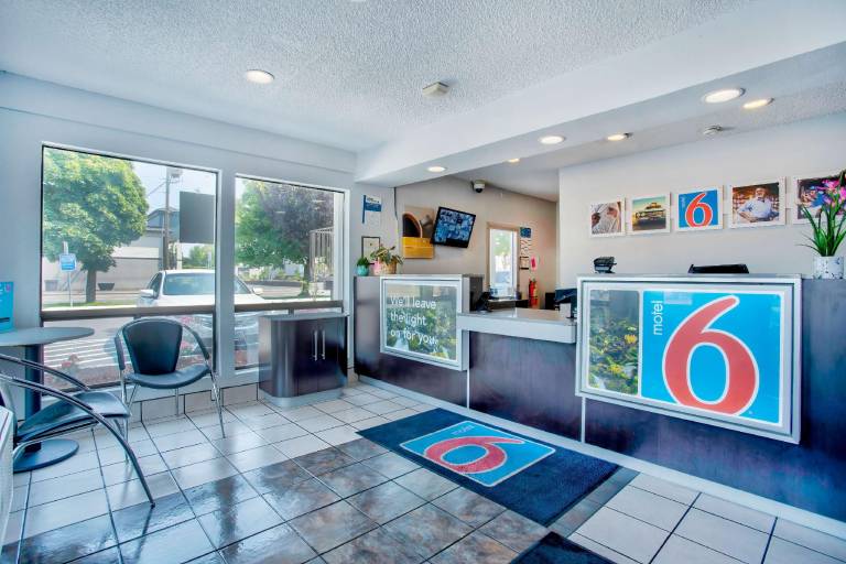 Motel 6 Salem, OR — photo 3