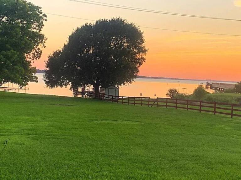 House Lake Tawakoni