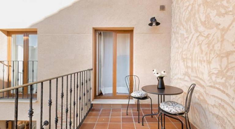 Apartment with yard & terrace | Good for workation | Pets are welcome — photo 5