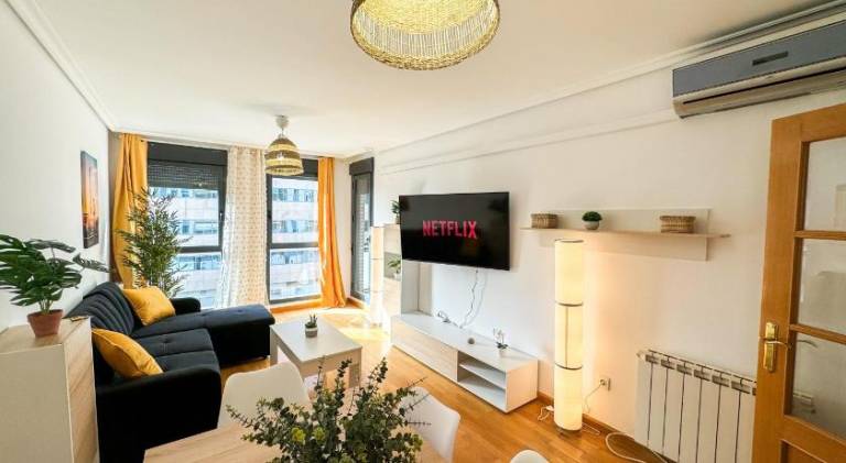 Rental apartment | Next to Puente de Piedra | Pets are welcome in Zaragoza