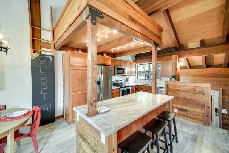 1 Mi to Northstar Skiing: Cozy Pet-Friendly Condo! — photo 2