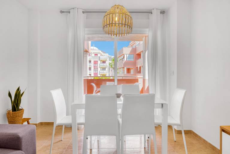 Apartment with pool, terrace & fast internet | Garden view | Close to the beach | Pet-friendly — photo 2