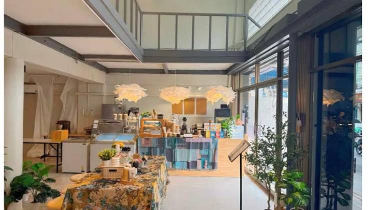 Big serviced apartment | Next to Chinatown | Pets allowed — photo 4
