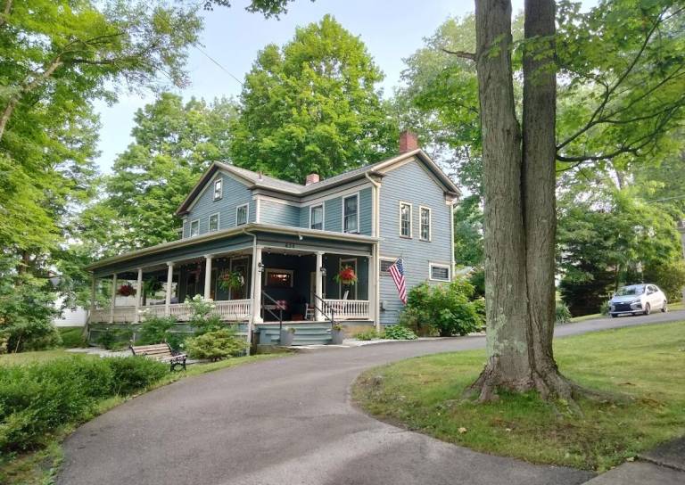 Bed and breakfast  Meadville
