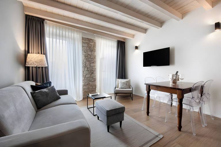 Ferienwohnung mit Hund in Gardola, 