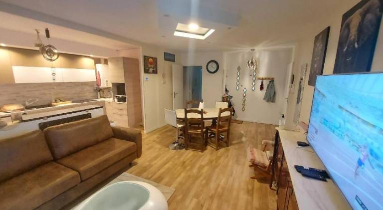 Holiday apartment with 2 rooms for 6 persons — photo 2