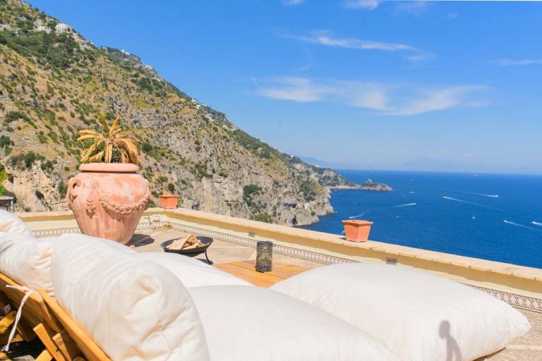 Children-friendly villa with yard, barbeque & pool | Suitable for remote work | Pet-friendly — photo 3