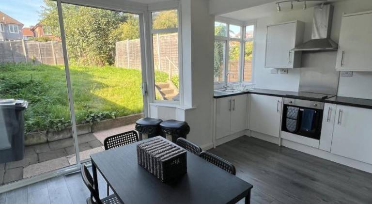 Apartment | Dogs allowed in Warwick