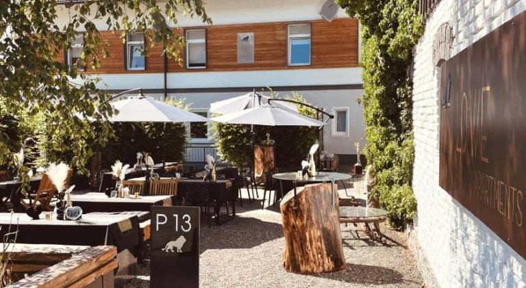 Apartment with patio, yard & grill in Oy-Mittelberg