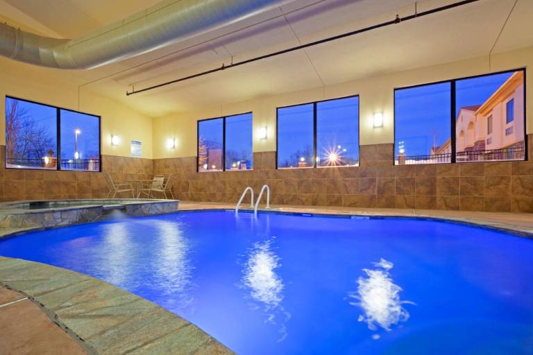 La Quinta Inn by Wyndham West Long Branch/NJ Shore Area — photo 2