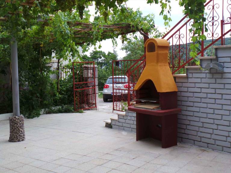 Vacation home with barbecue, terrace & garden | Dogs allowed — photo 5