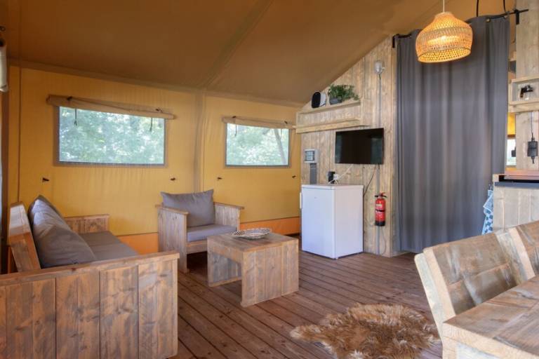 Tent with yard, heated pool & terrace | Next to the beach | Pets allowed — photo 5