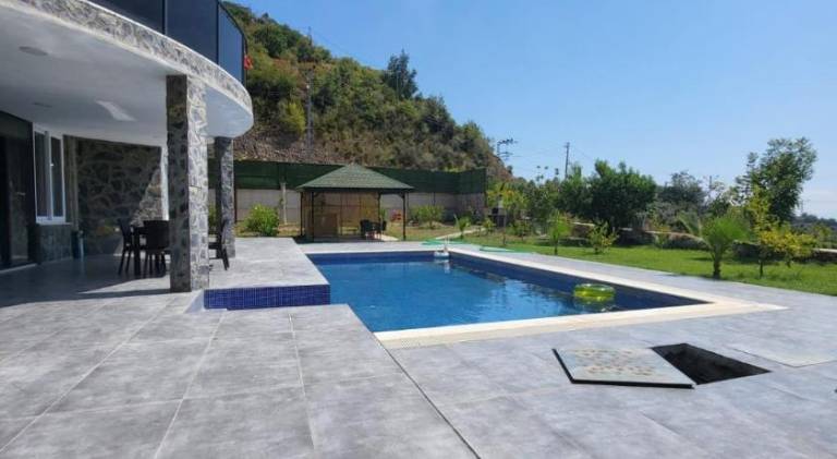 Fully equipped nice villa with terrace, garden & private pool | Pets are welcome — photo 3