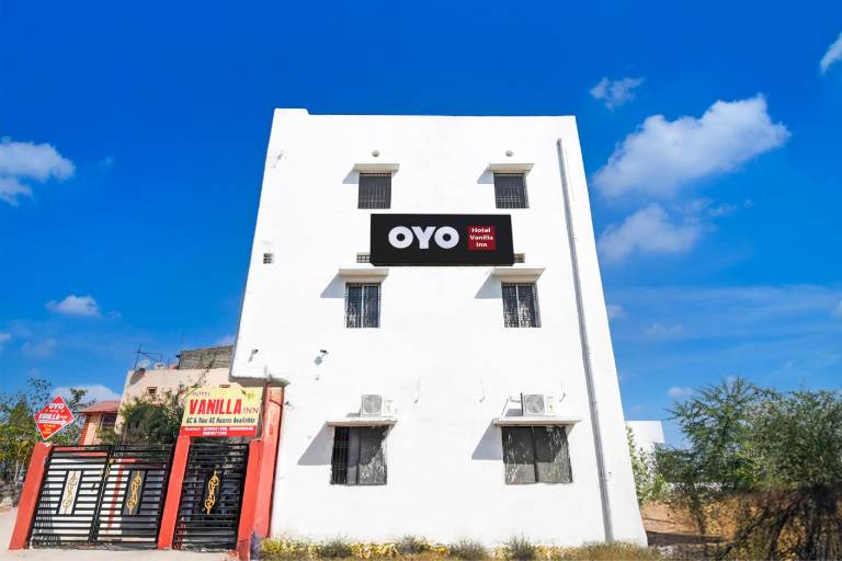 OYO 832630 Hotel Vanilla In