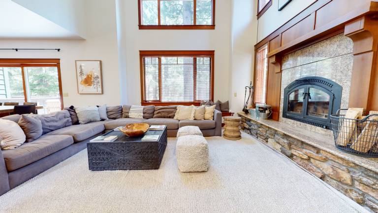 Fully equipped big vacation home with sauna, heated pool & terrace | Golf view | Perfect for remote work | Pets are welcome — photo 4