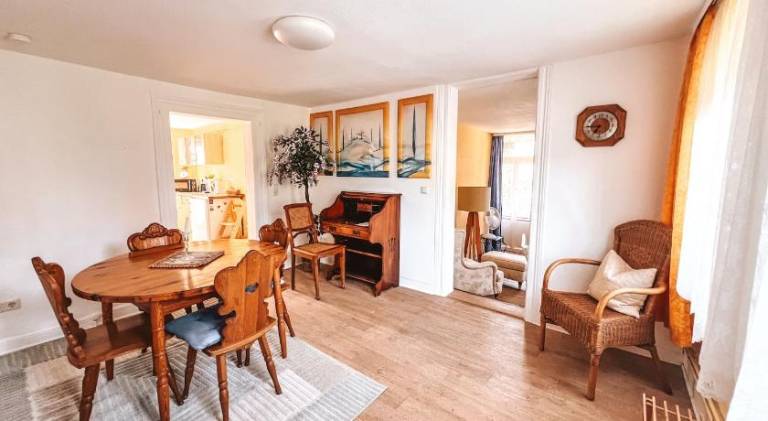 Gemutliche Terassenwohnung mit rustikalem Charme — photo 2