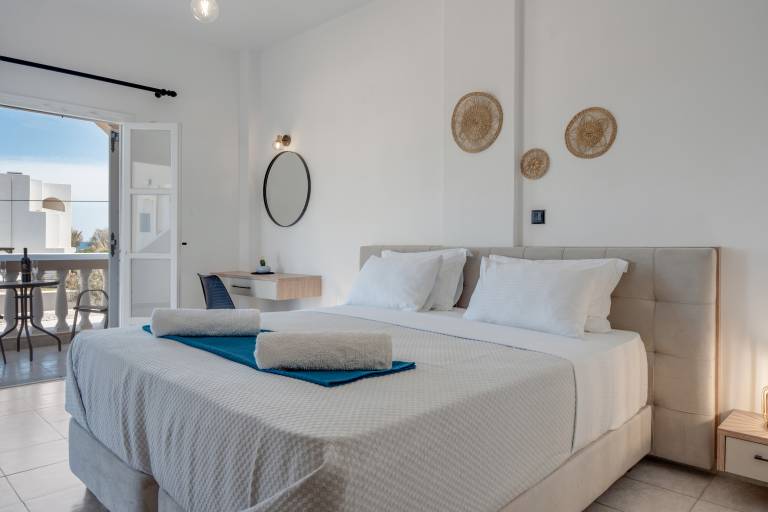 Studio flat Perissa