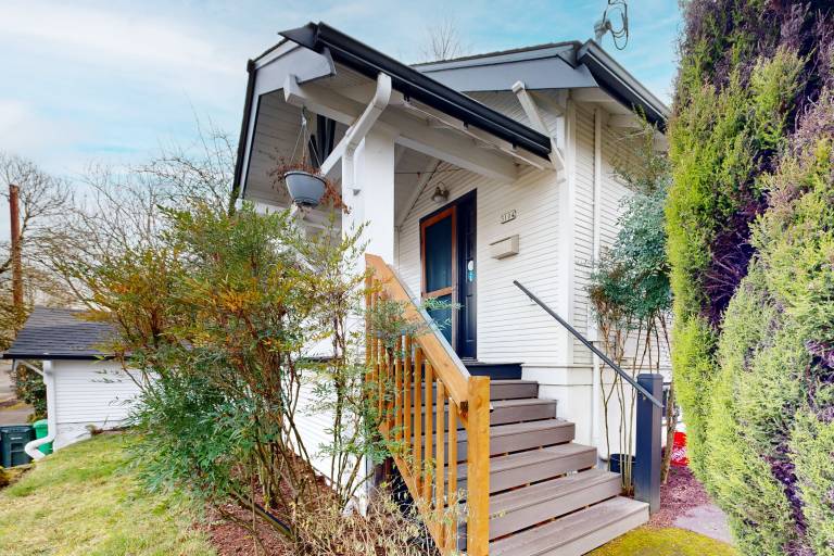 Bungalow  Kerns