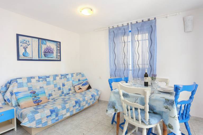 One bedroom house with terrace and sea view Brela, Makarska (K-788) — photo 2