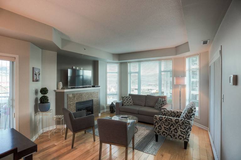 Condo  North End