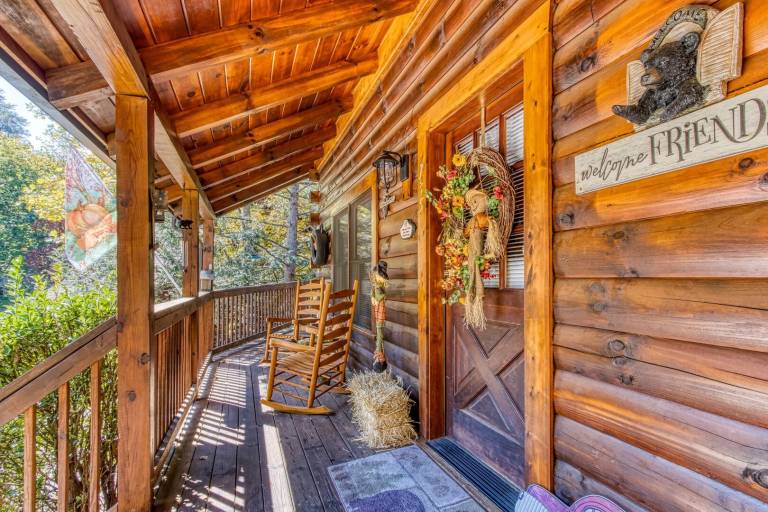 Family-oriented nice cabin with private pool | Pet-friendly — photo 4